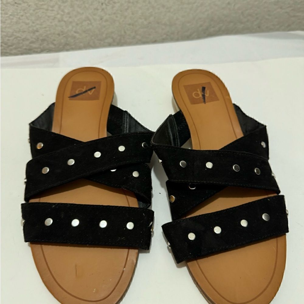 Dolce Vita black studded flat slide sandals size 7